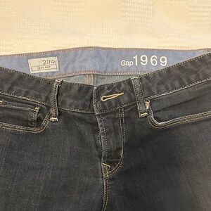 GAP 1969 Women’s Dark Blue Skinny Jeans
